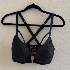 Elegant Black Lace Front Clasp Cacique Bra